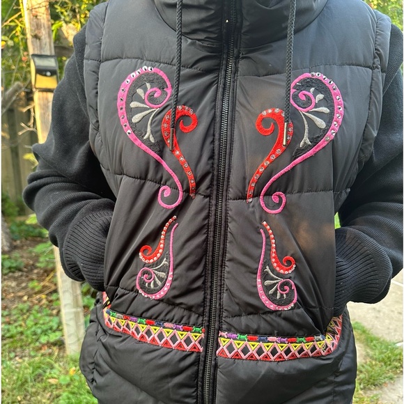 Beautiful Desigual jacket with detachable sleeves - Picture 1 of 6